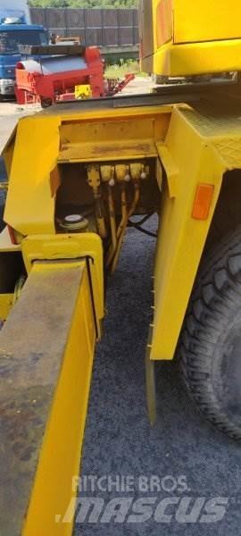 Tatra 148 AD20 Vlakke laadvloer met kraan