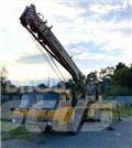 Tatra T815 +ČKD AD 28 Vlakke laadvloer met kraan