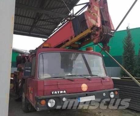 Tatra T815 +ČKD AD 28 Vlakke laadvloer met kraan