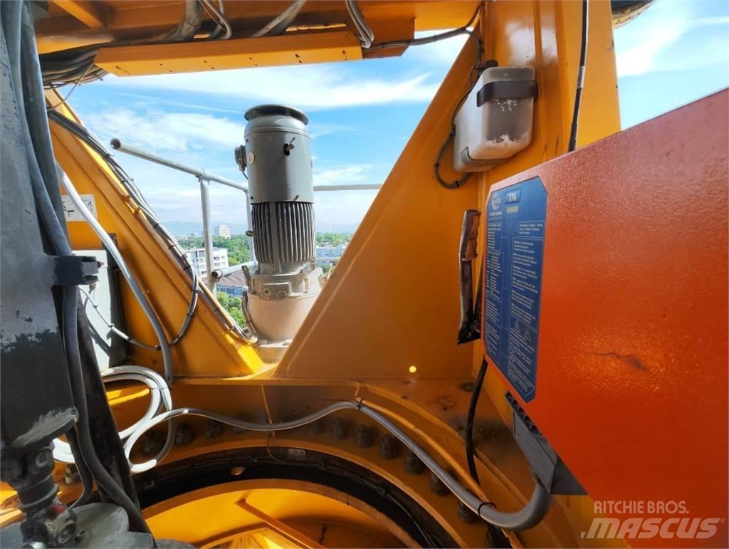 Liebherr 200EC-H Torenkranen