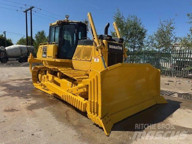 Komatsu D65EX-18 Rupsdozers