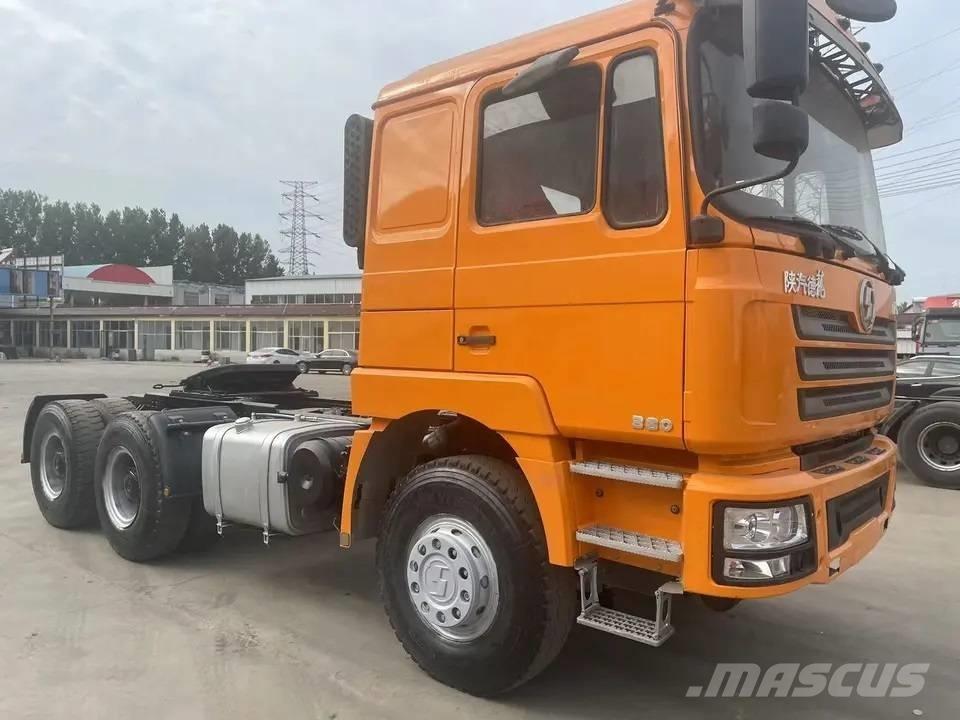 Shacman F3000 6X4 Trekkers