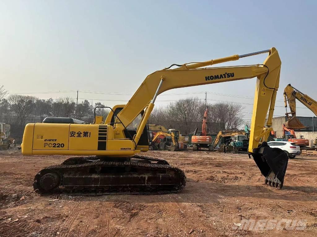 Komatsu PC 220 Rupsgraafmachines