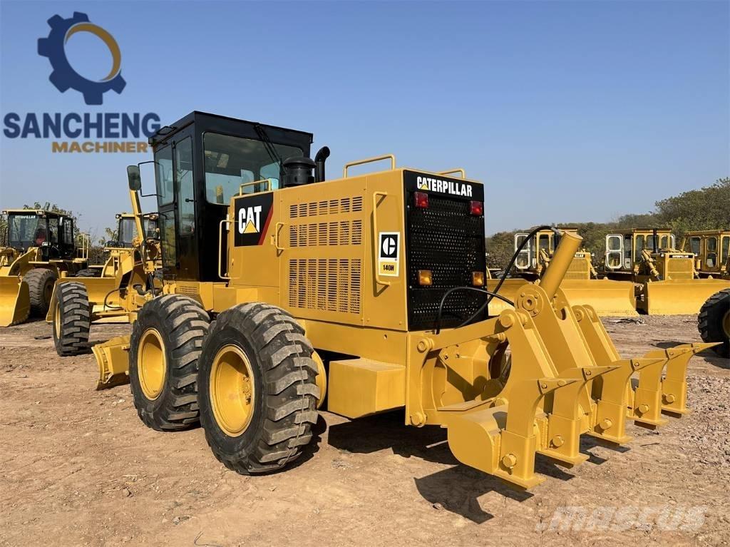 CAT 140H Graders