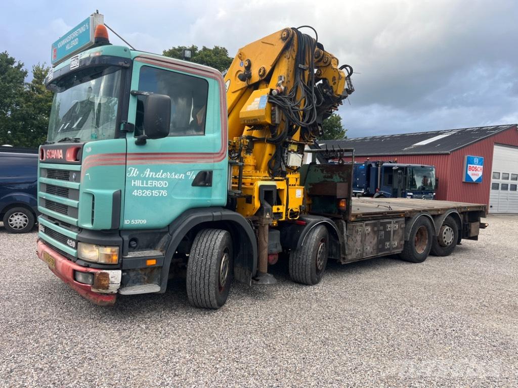 Scania 124 G 420 Vlakke laadvloer met kraan