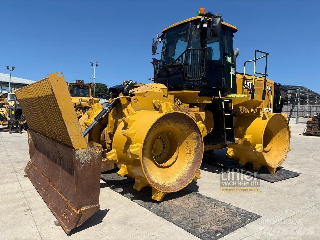 CAT 816 Afvalpersen