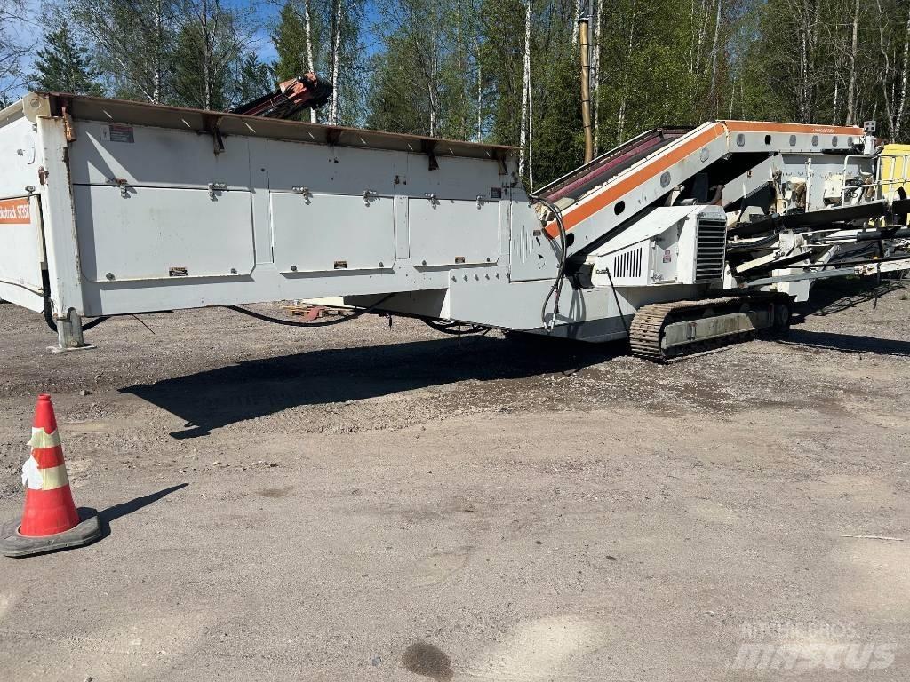 Metso ST 358 Mobiele zeefinstallaties