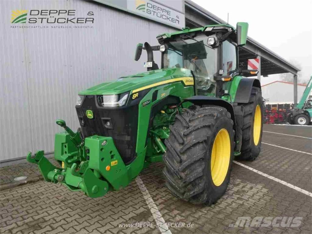 John Deere 8R 370 Tractoren