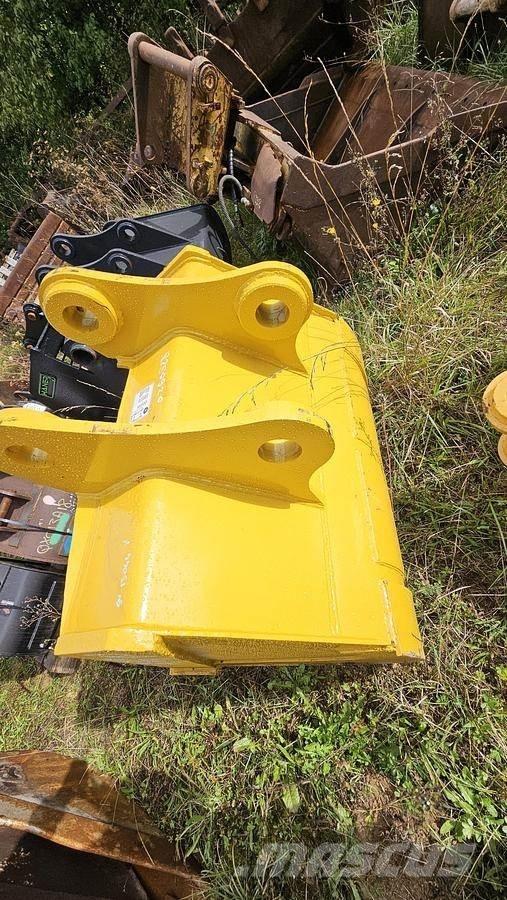 Komatsu PC200 Bakken