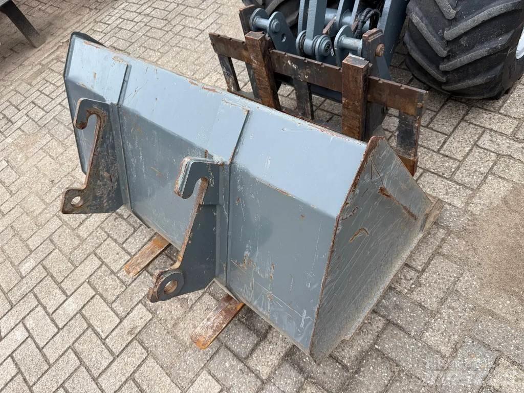GiANT G2700 Wielladers