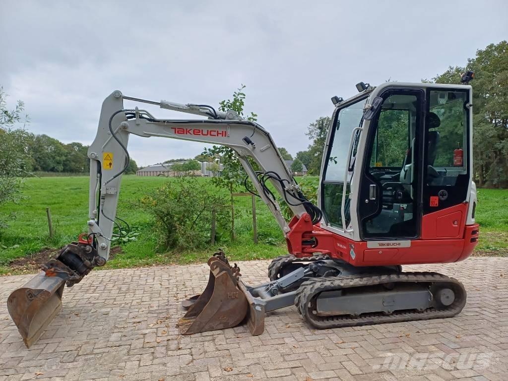 Takeuchi TB 230 Minigraafmachines < 7t