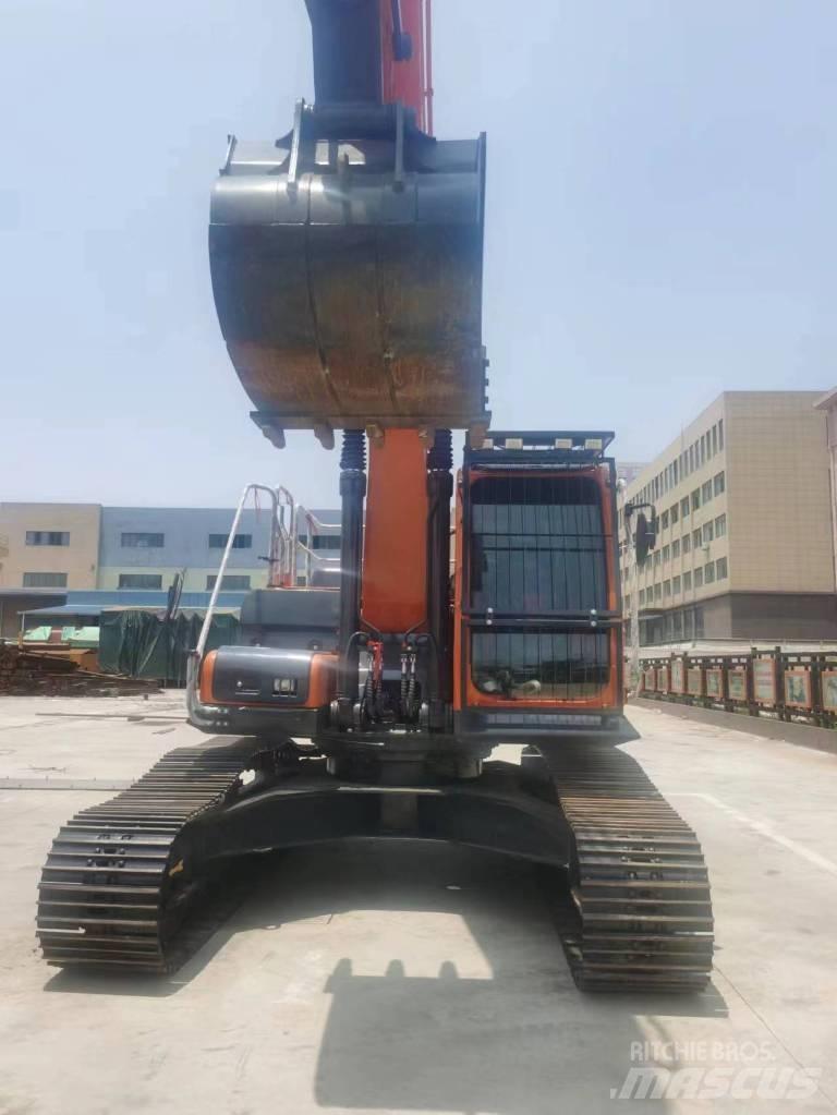 Doosan DX 300 LC Rupsgraafmachines