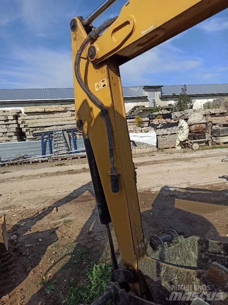 CAT 302.5 C Minigraafmachines < 7t