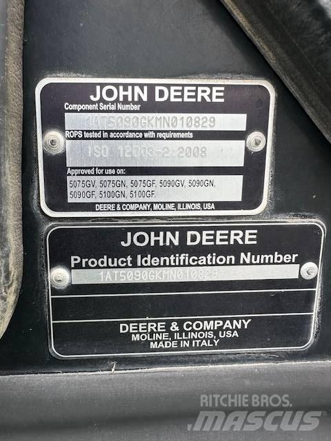 John Deere 5090 GN Tractoren
