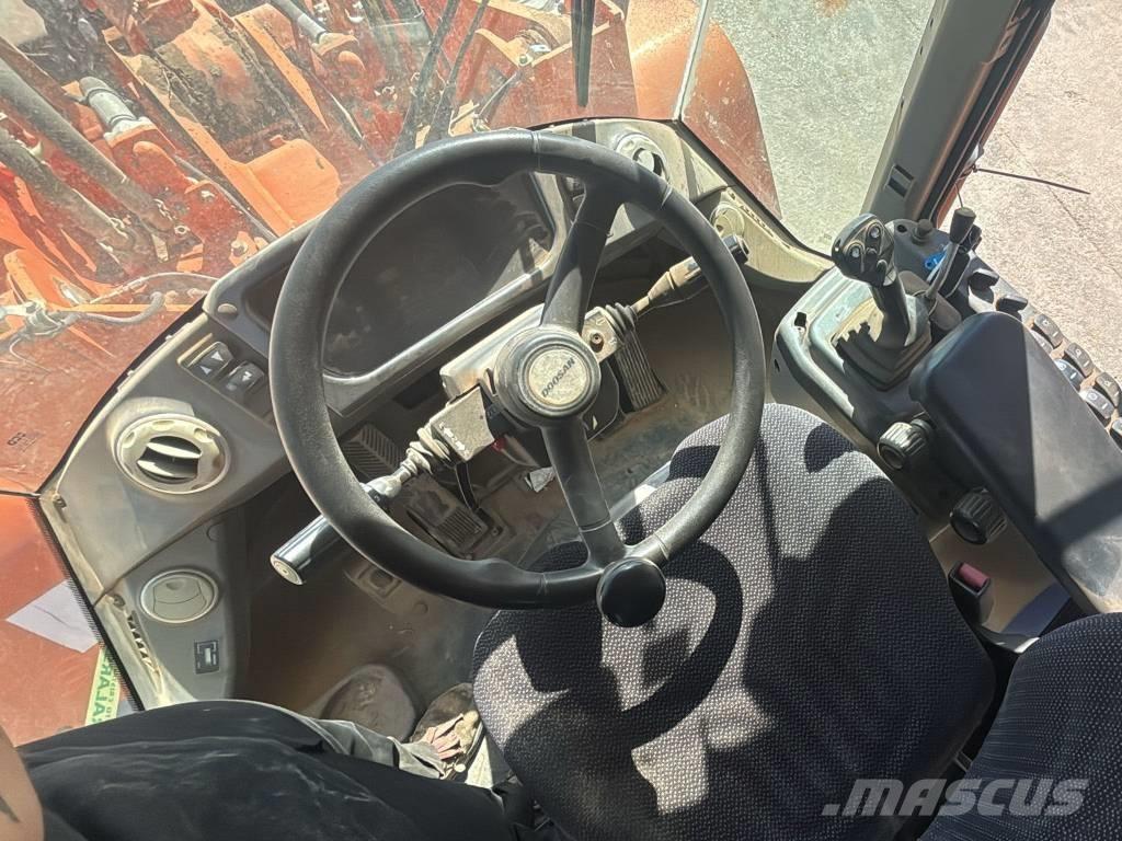 Doosan DL 250-3 Wielladers