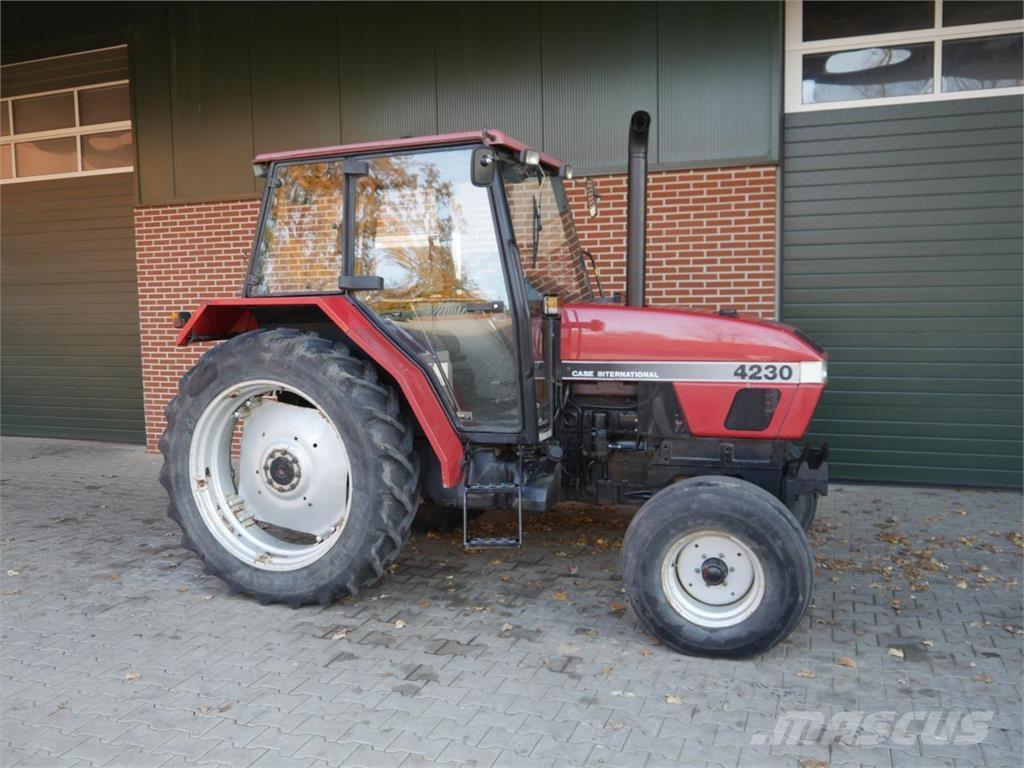 Case IH 4230 2wd Tractoren