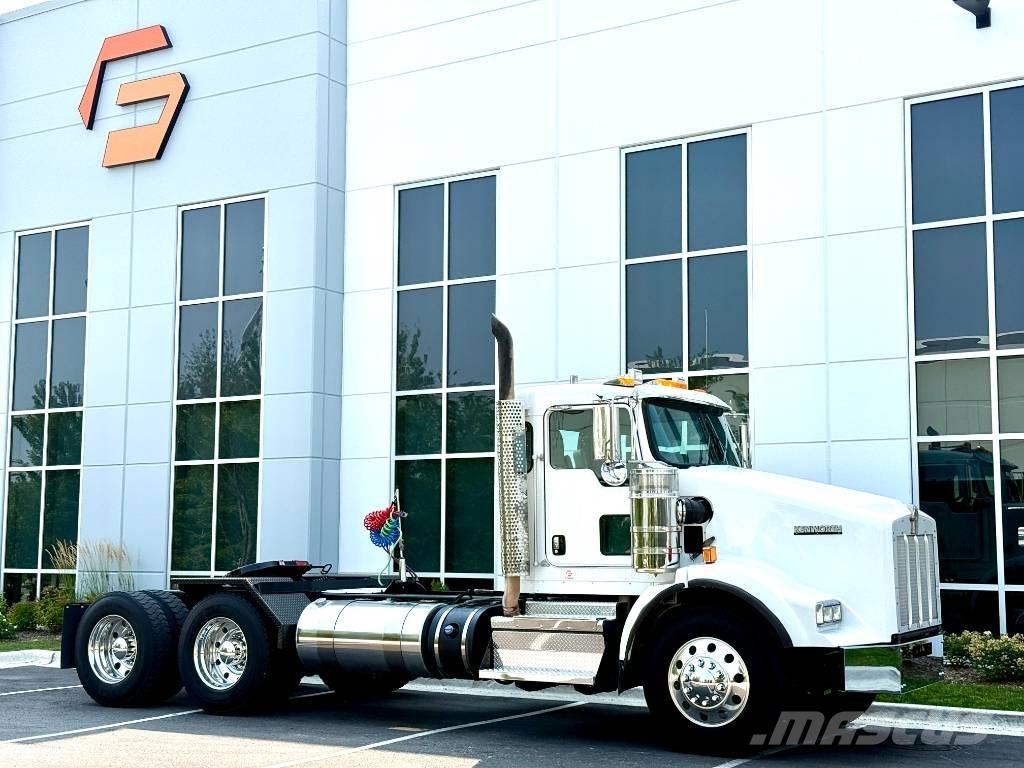 Kenworth T 800 Trekkers
