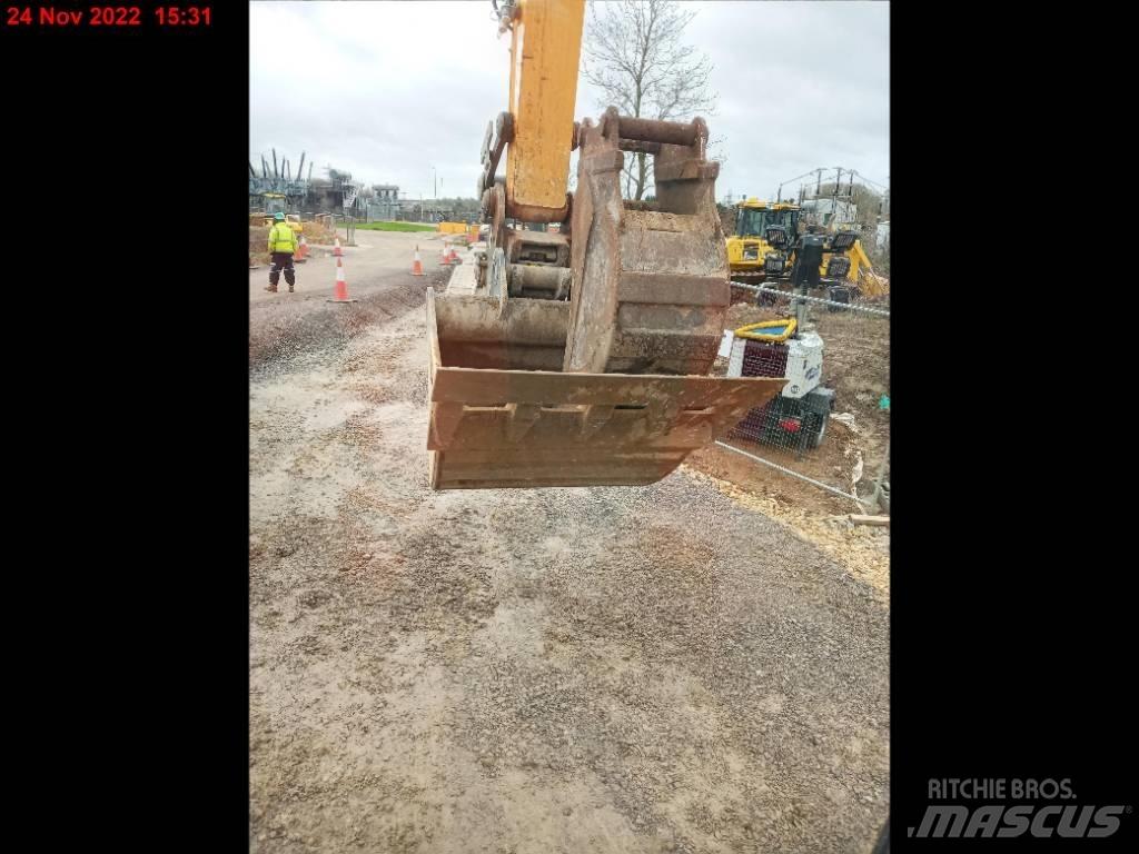 Liebherr R 922 LC Rupsgraafmachines