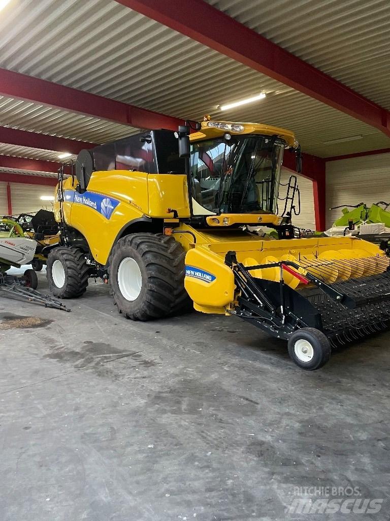 New Holland CX 8080 Maaidorsmachines
