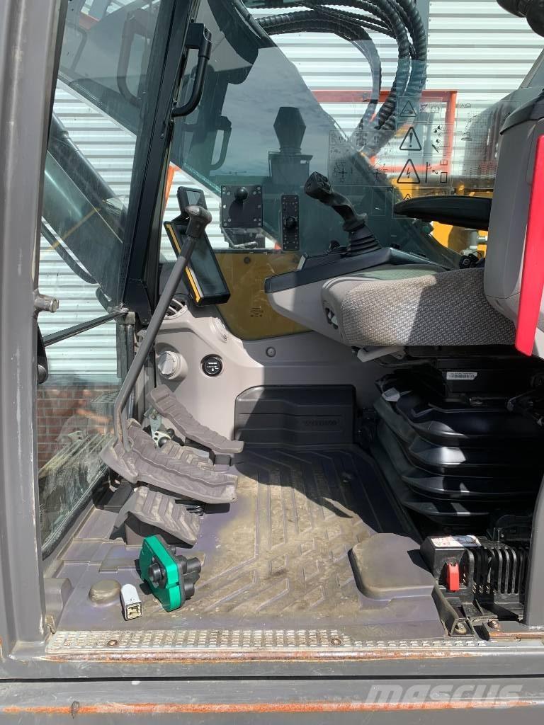 Volvo ECR235EL Rupsgraafmachines