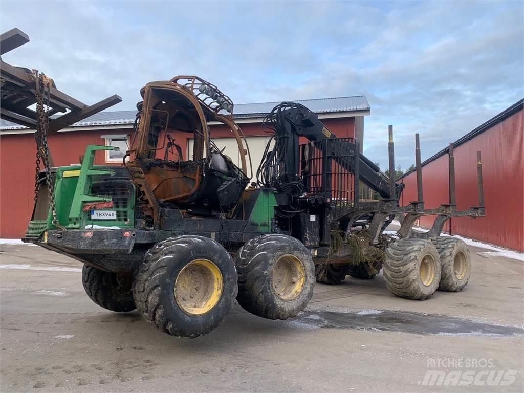 John Deere 1010E Uitrijwagens