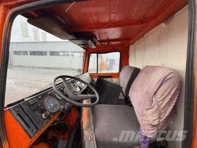 Unimog 424 USED CAB Cabine en interieur