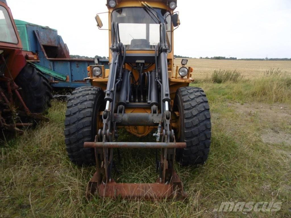 Volvo BM 4200 Wielladers