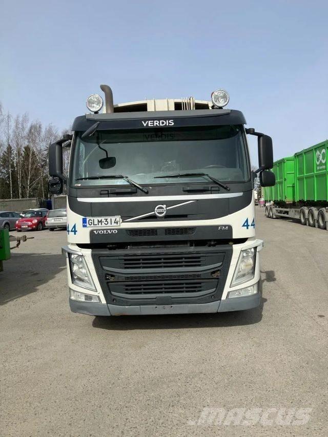 Volvo FM330 Vuilniswagens