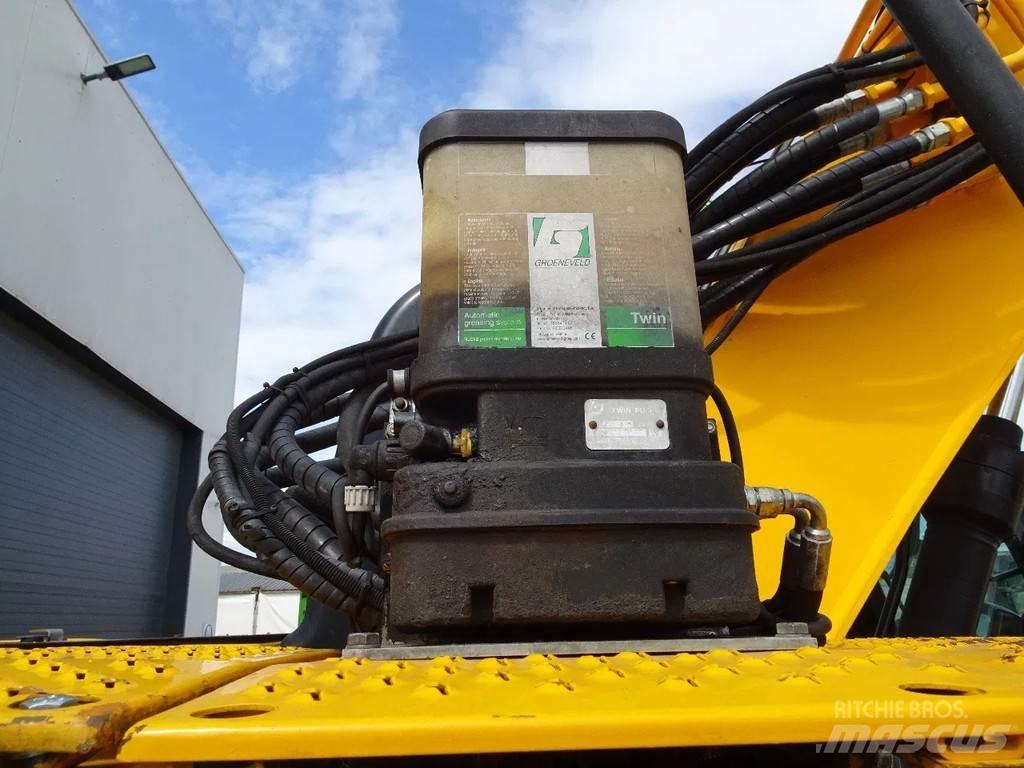 JCB JZ140 Rupsgraafmachines