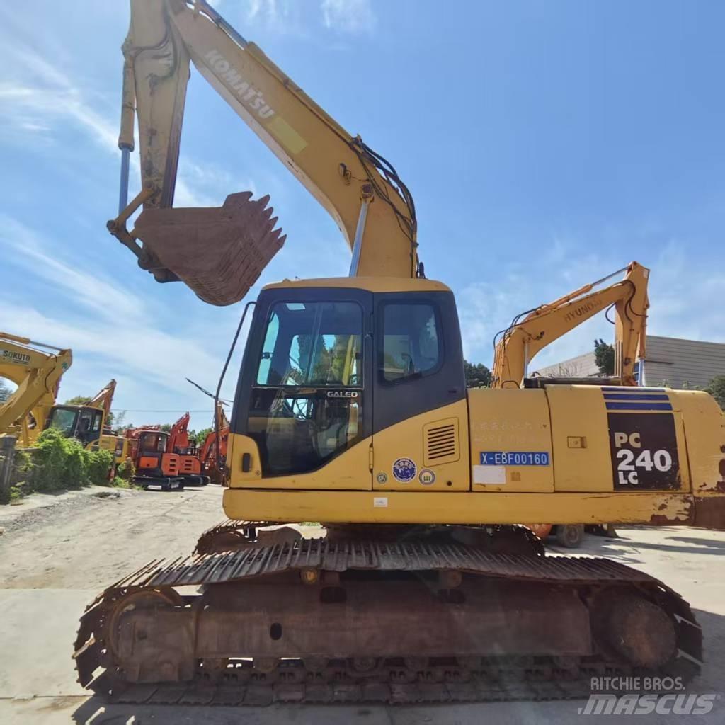 Komatsu PC 240 LC Rupsgraafmachines
