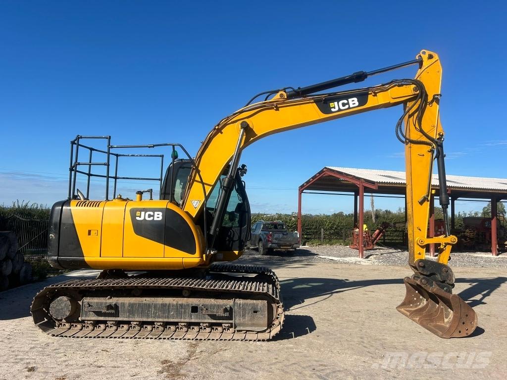 JCB JS 130 LC Rupsgraafmachines