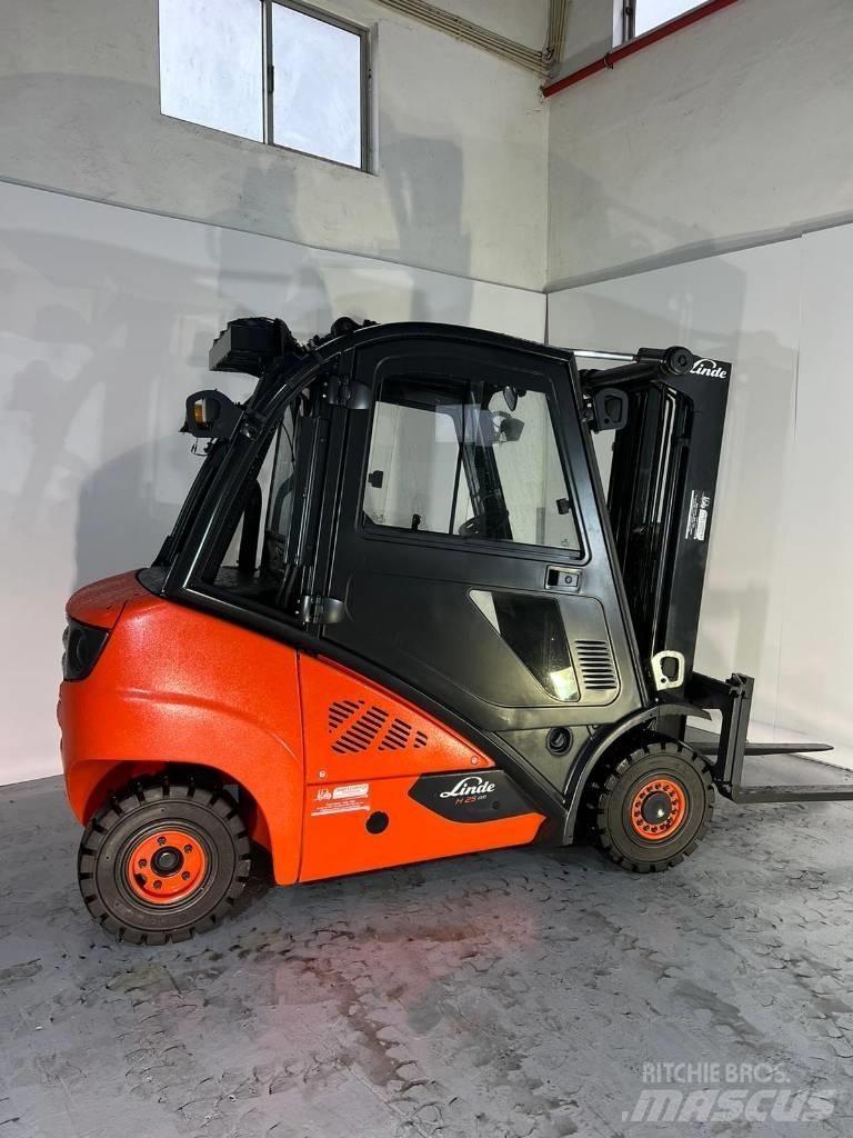 Linde H 25 D Diesel heftrucks