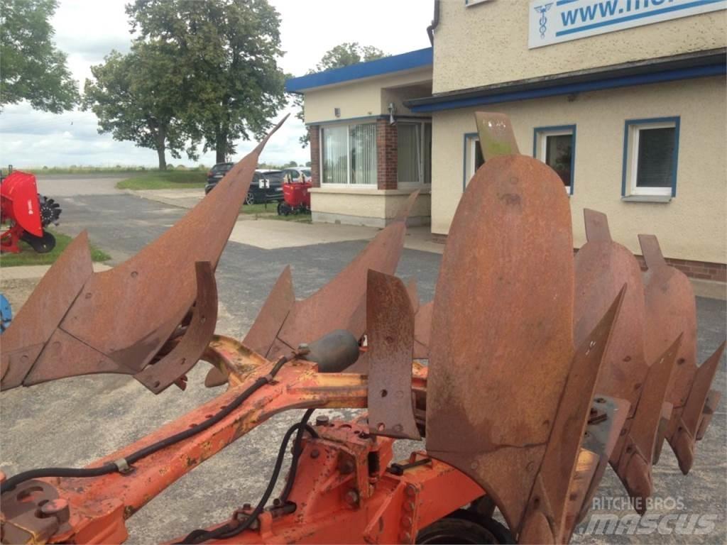 Kuhn SPF 6 NSH Wentelploegen