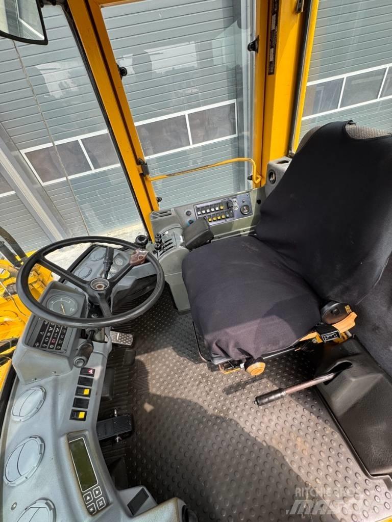 Volvo L90B Wielladers