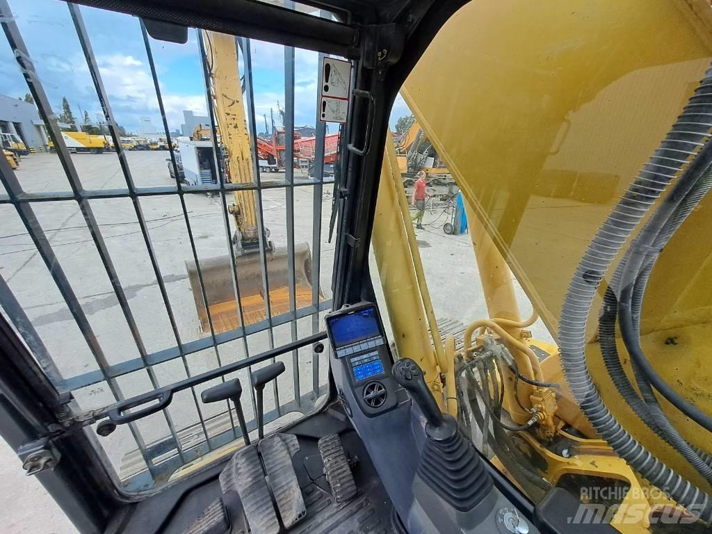 Komatsu HB215LC-2 Rupsgraafmachines
