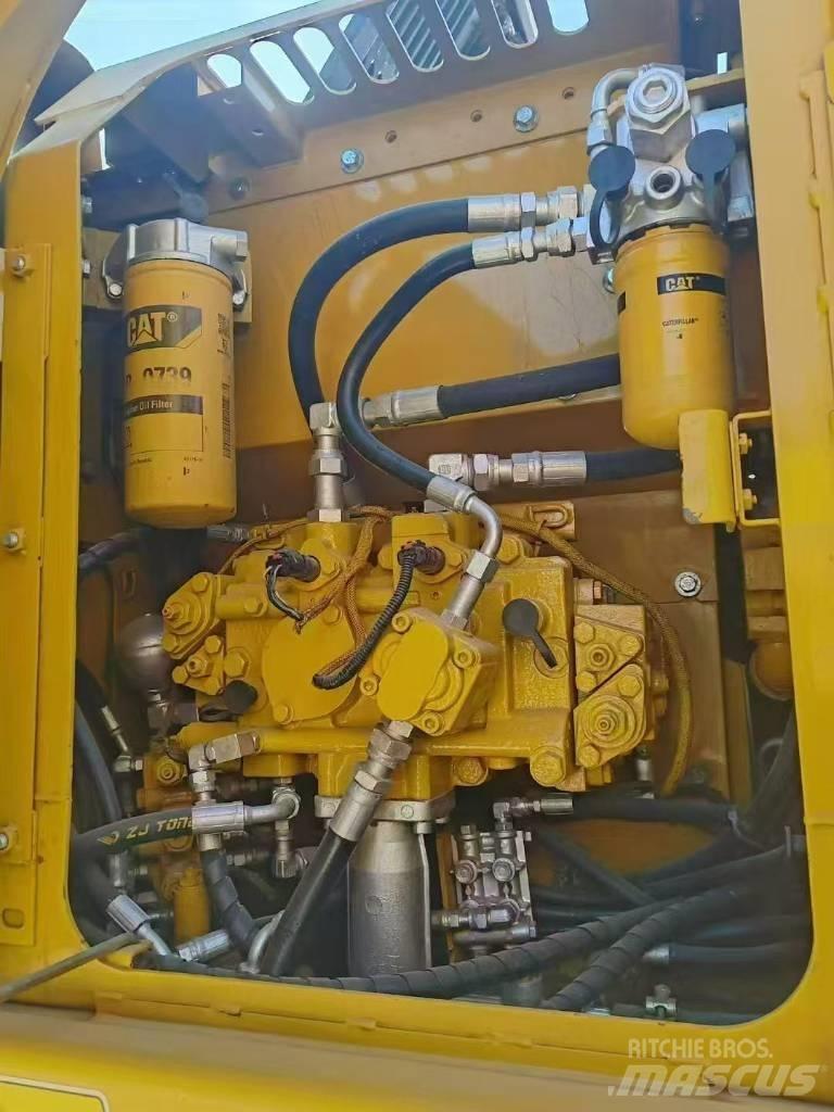 CAT 312 D Rupsgraafmachines