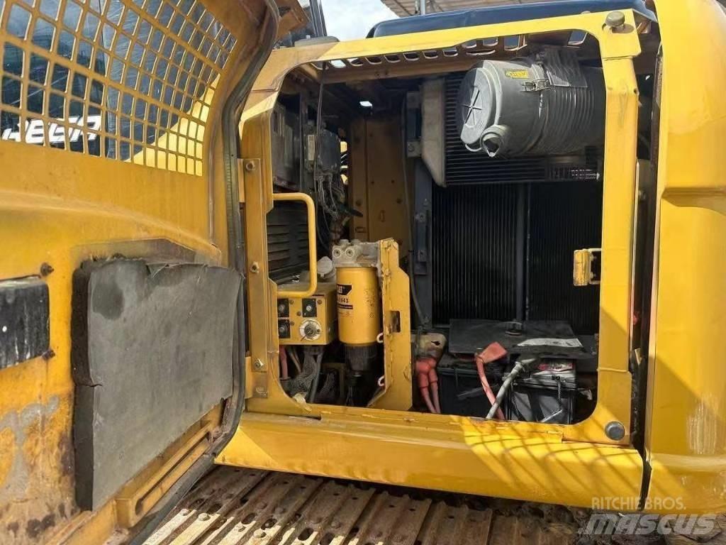 CAT 312 D Rupsgraafmachines