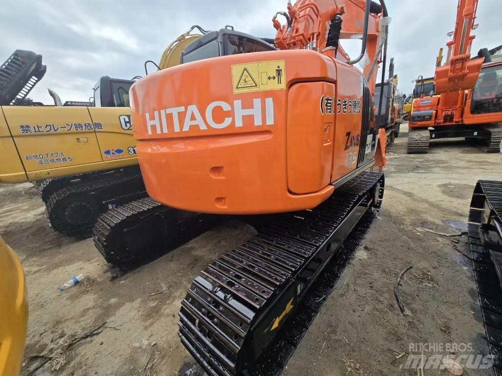 Hitachi ZX 135 US Rupsgraafmachines