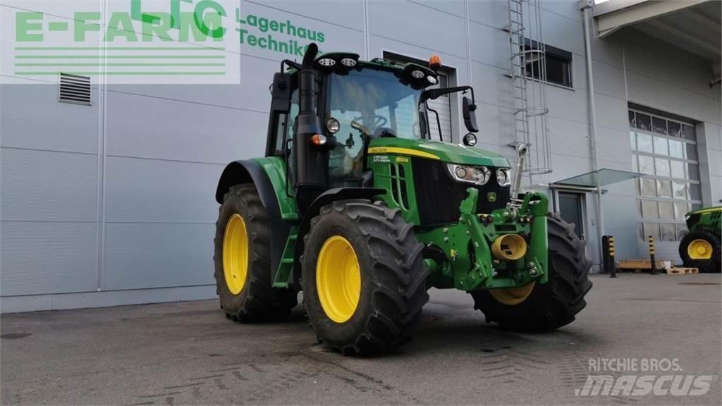John Deere 6100m Tractoren