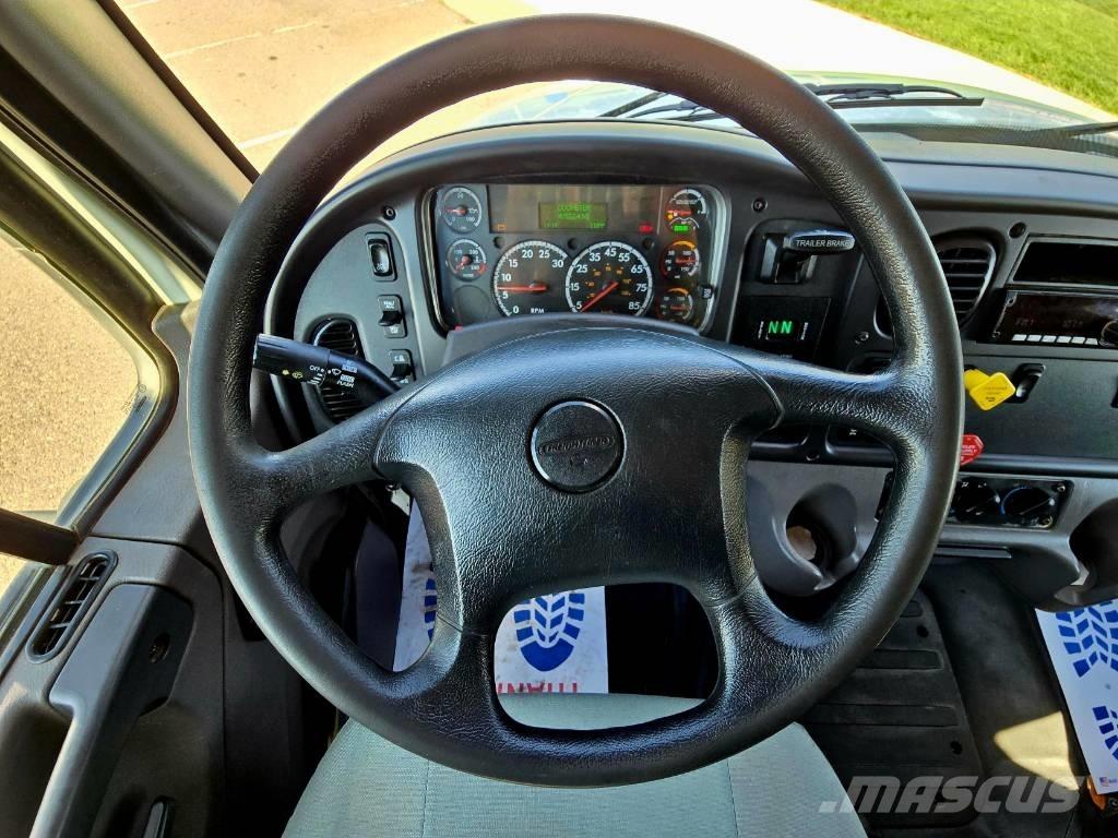 Freightliner M 106 Kipper