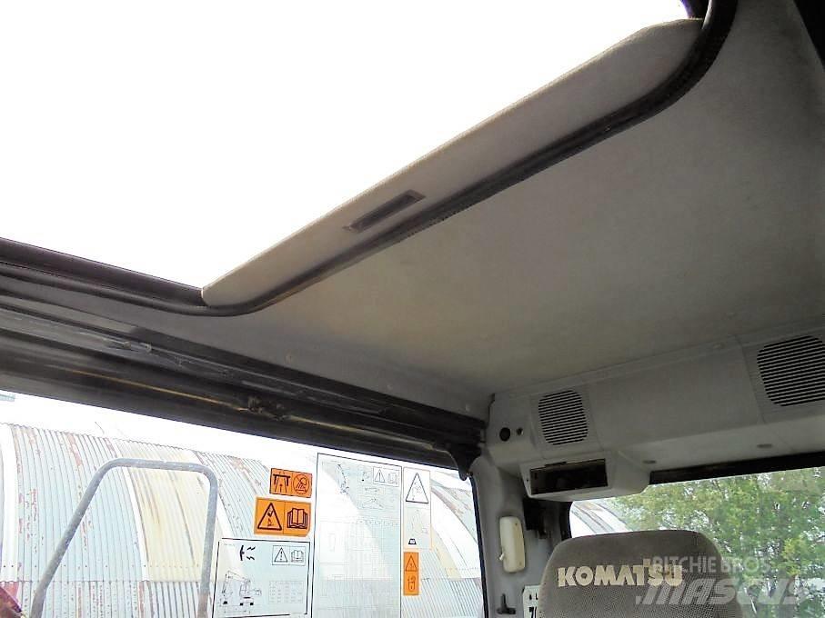 Komatsu PW 140-7 Wielgraafmachines