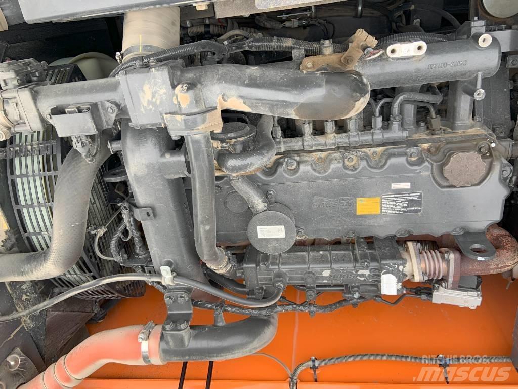 Doosan DX 225 LC-5 Rupsgraafmachines