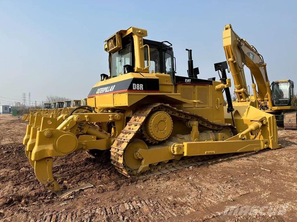 CAT D8R Rupsdozers