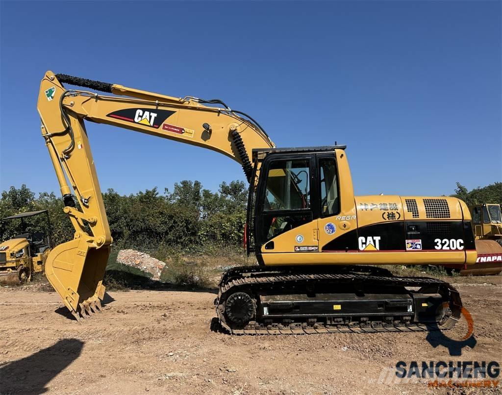 CAT 320 C Rupsgraafmachines