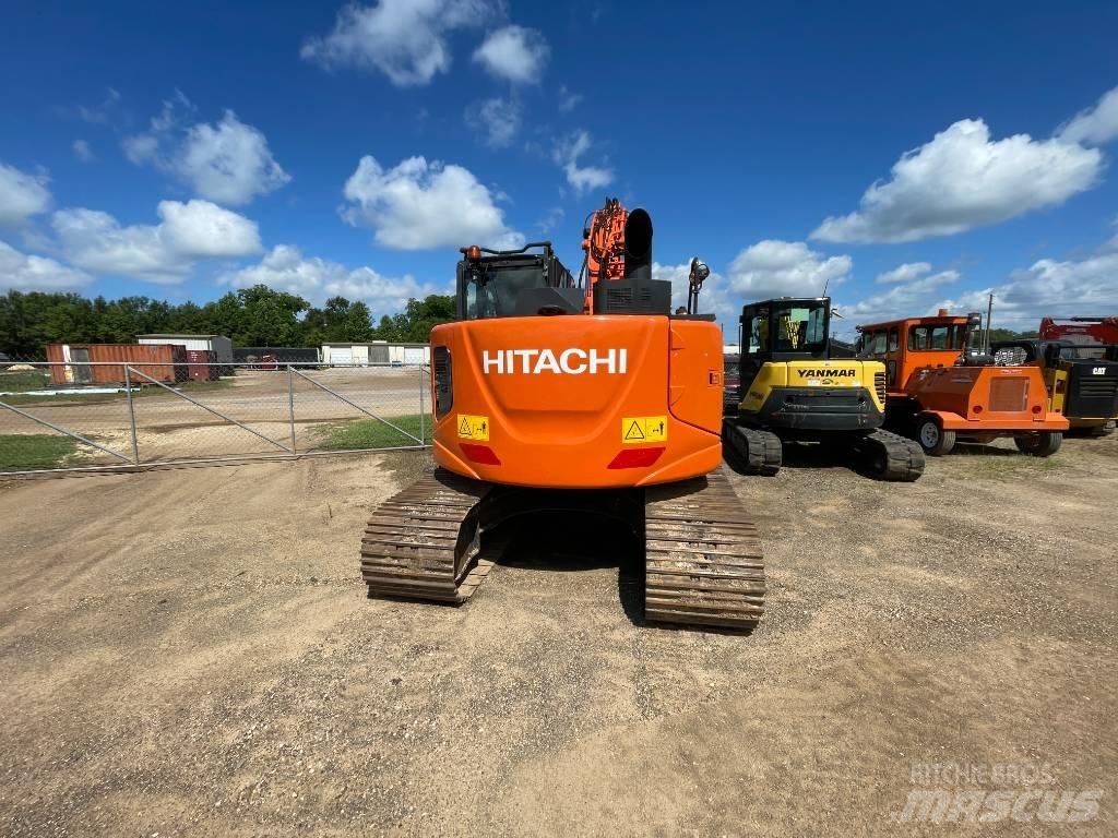 Hitachi ZX 135 US-6 Rupsgraafmachines