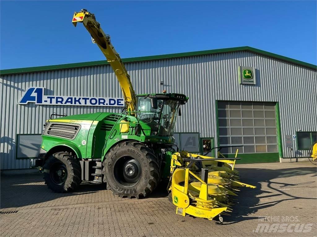 John Deere 8400i Getrokken veldhakselaar