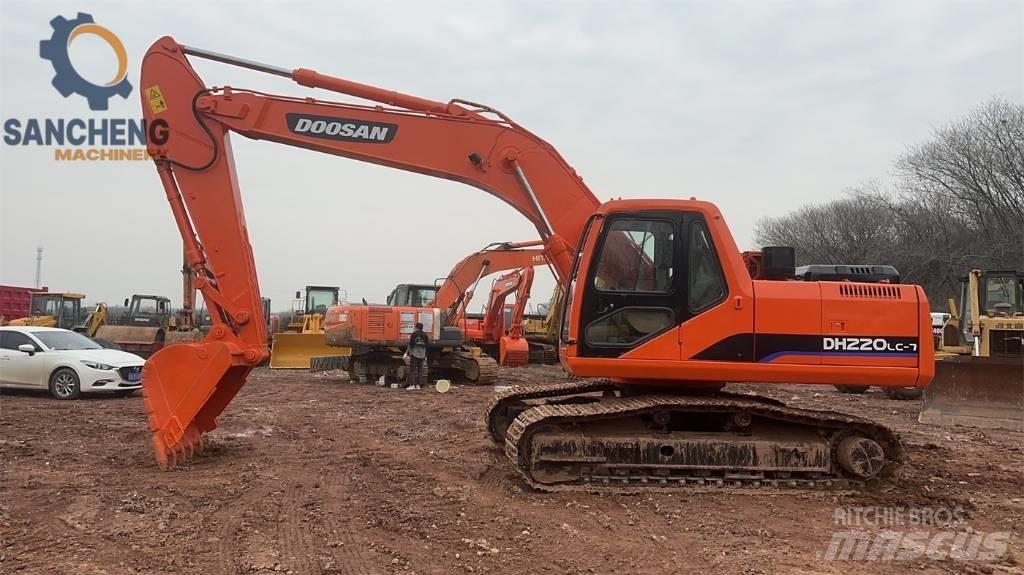 Doosan DX 220 Rupsgraafmachines