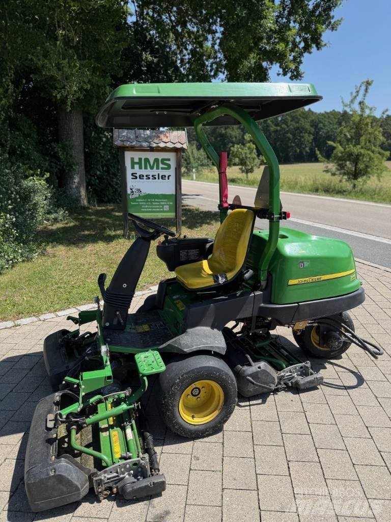 John Deere 2500 E Greensmaaier