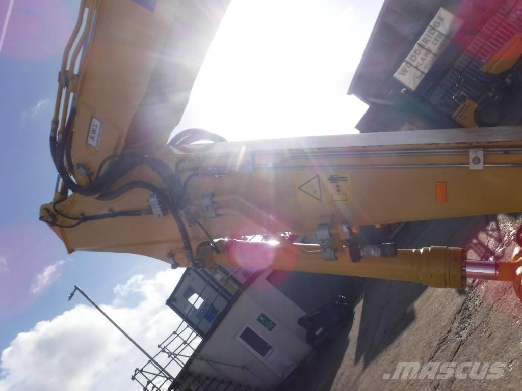 Komatsu PW 160-11 Wielgraafmachines