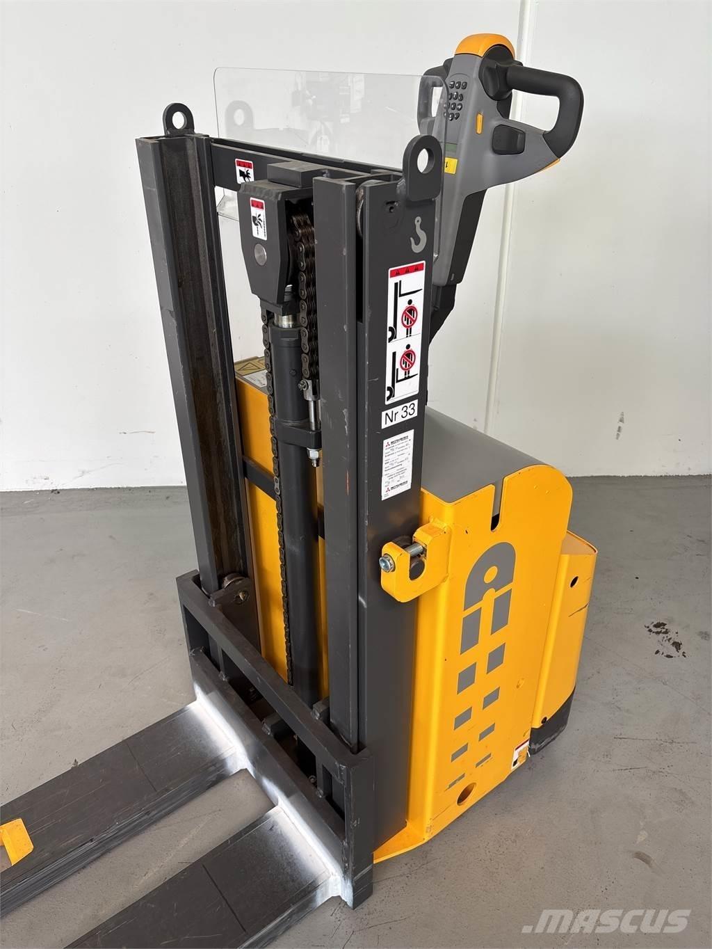 Atlet PSL125 Meeloop stapelaar